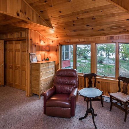 Whiskey River Cottages Formerly Seaway Slips Клейтон Экстерьер фото