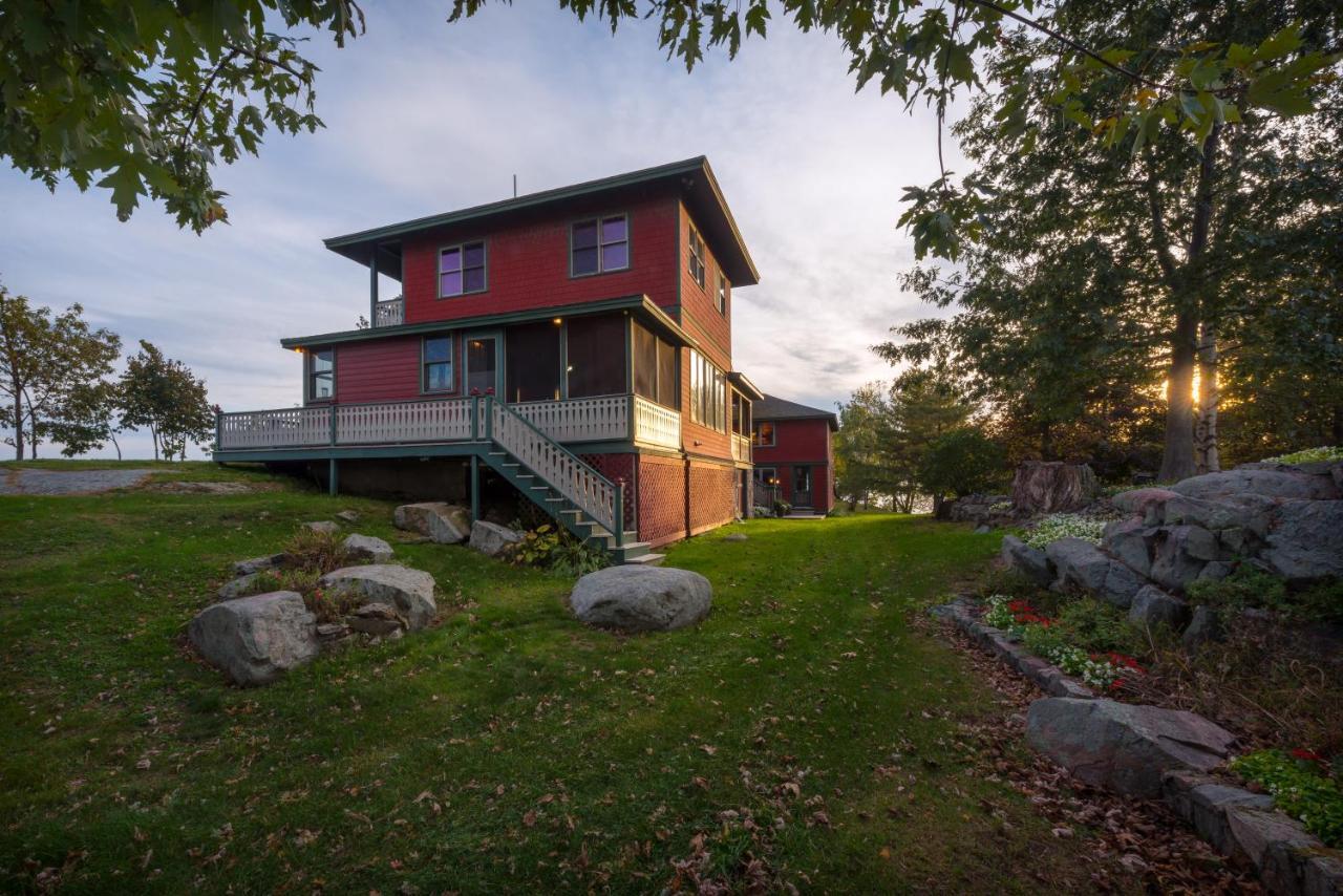 Whiskey River Cottages Formerly Seaway Slips Клейтон Экстерьер фото